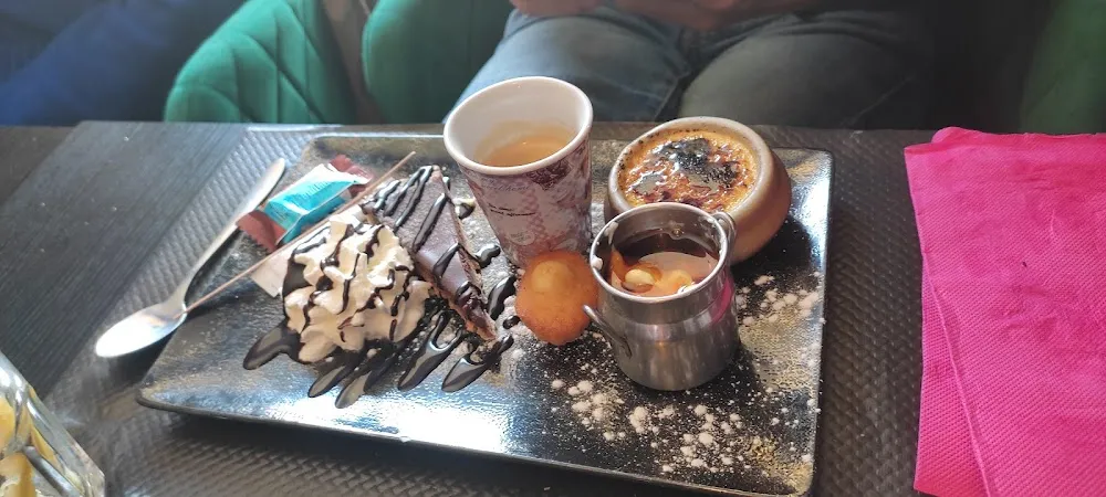 Café Gourmand